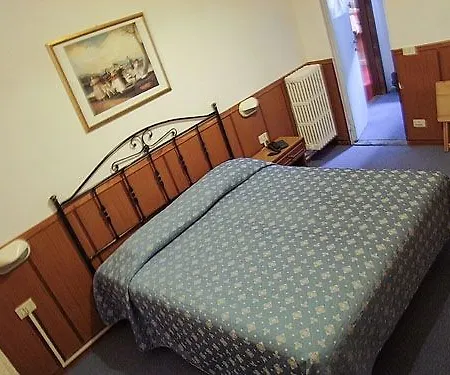 D'azeglio Hotel Florenz