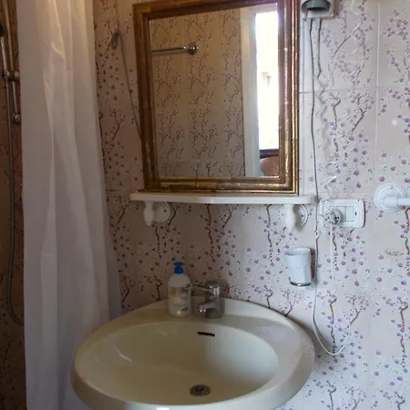 D'azeglio Hotel 2*