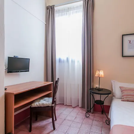Hotell D'azeglio 2*